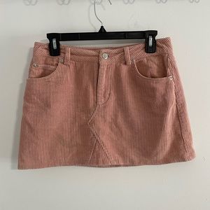 Forever 21 Size M Pink ribbed skirt